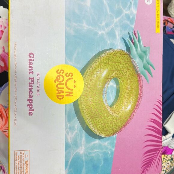 SUN SQUAD Pineapple Pool Float Yellow 5ft 9 in - Picture 3 of 3